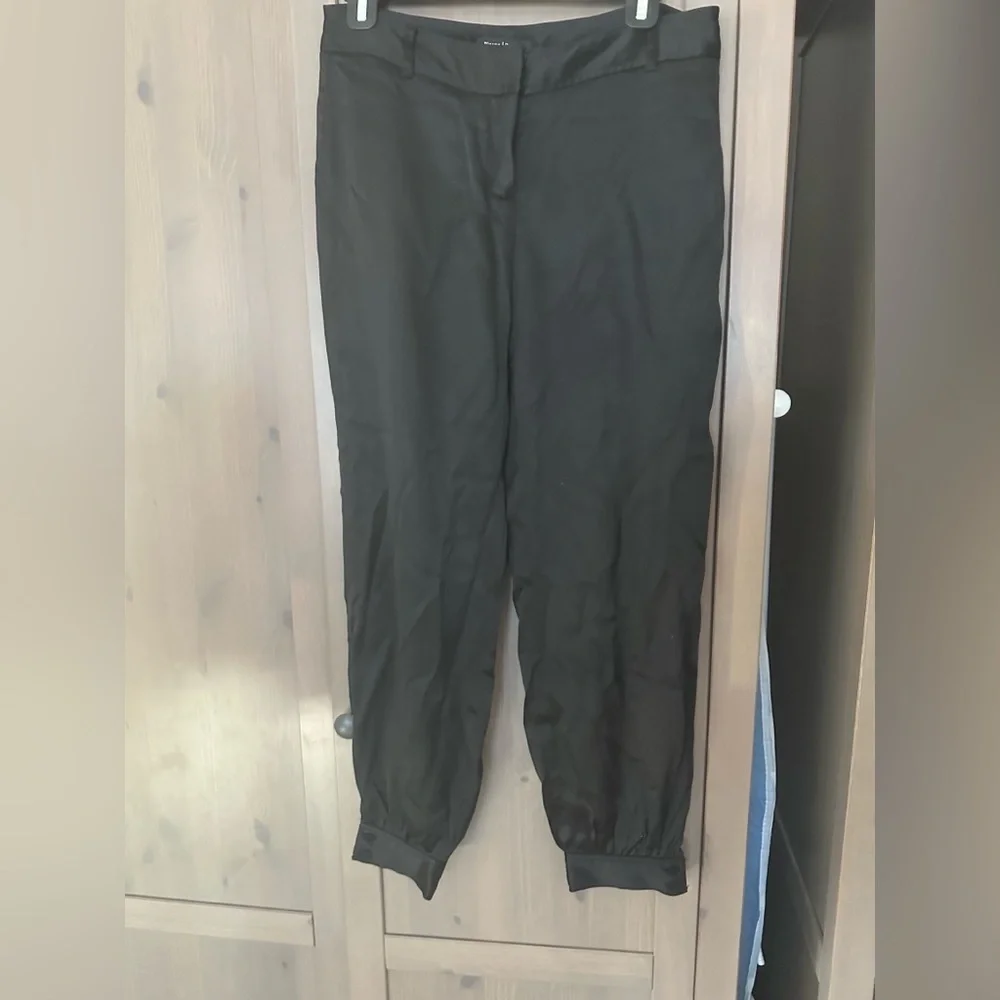 White House Black Market , Black Joggers, size 2  100% silk